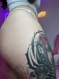 Yovng___Lau webcam model stream image