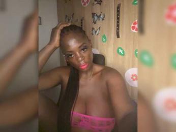 CharmingAura2 webcam model stream image
