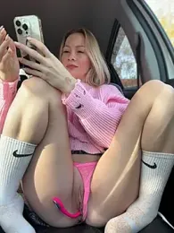 LavenderHot webcam model stream image