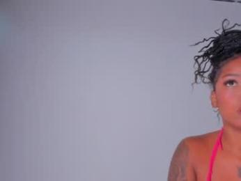 game_with_lesbians_ webcam model stream image