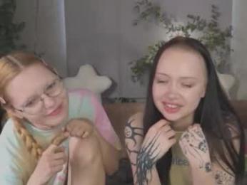 friend_zone_ webcam chaturbate model stream image