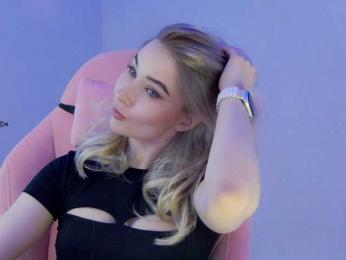 Hator webcam model stream image