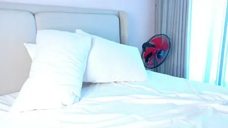 oliviafranciis webcam model stream image