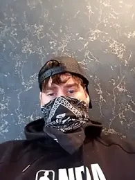 ElyasMatt webcam model stream image