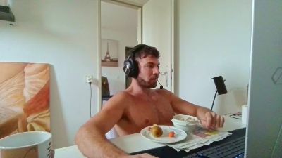 ALPHA_HUNK webcam model stream image