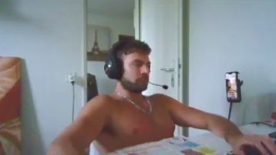 ALPHA_HUNK webcam model stream image