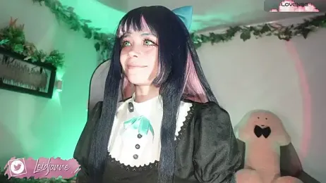 Loidjanne webcam stripchat model stream image