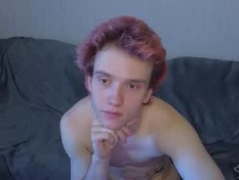 pupsenish webcam model stream image