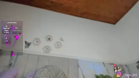 christal_cutee webcam preview
