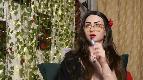 NaughtYHomemadE webcam model stream image