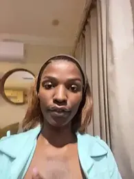 Trans_fairy webcam model stream image
