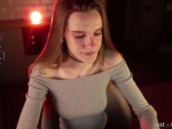 SyaoSan webcam model stream image