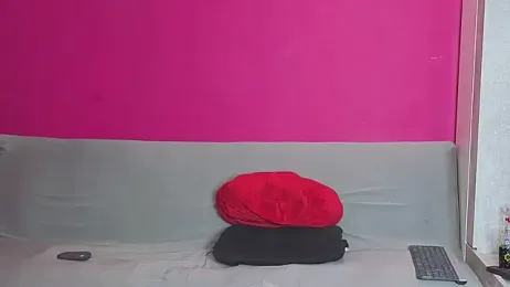 Young_Strawberry webcam model stream image
