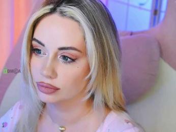 -ANN webcam bongacams model stream image
