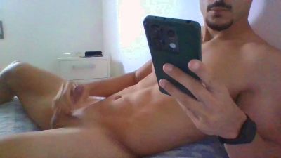 OliverShy webcam cam4 model stream image