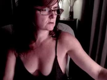 raven_feathers webcam model stream image