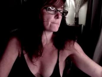 raven_feathers webcam model stream image