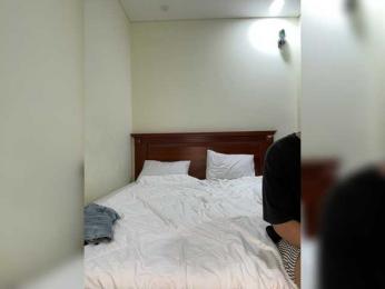 Durnaya_kis webcam model stream image