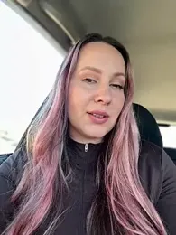 Mona_Plus webcam model stream image