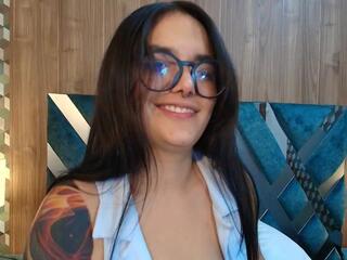 Luciana Sainz webcam flirt4free model stream image
