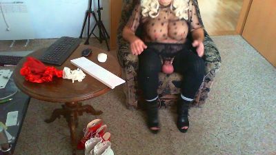 NyloniaDWT webcam model stream image