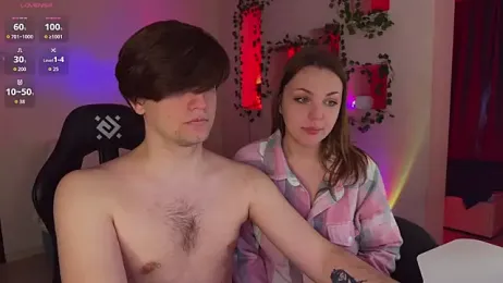 RobertAndLinela webcam model stream image