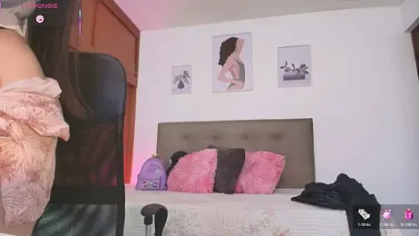 Miley_Baker webcam model stream image