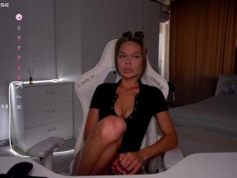 eVvushka webcam model stream image