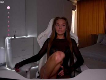 eVvushka webcam model stream image