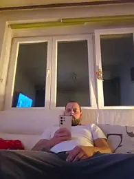 Bigone_Cro webcam model stream image