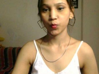 Yashika webcam bongacams model stream image