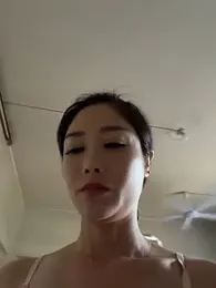 yuanpu0925 webcam stripchat model stream image