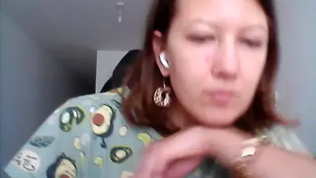 Karivane webcam model stream image