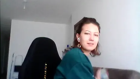 Karivane webcam model stream image