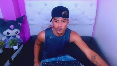 angel_foxc_ webcam model stream image