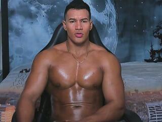 Cris Cruz webcam model stream image