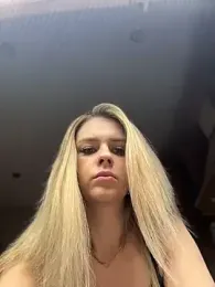 Love_Bri webcam stripchat model stream image