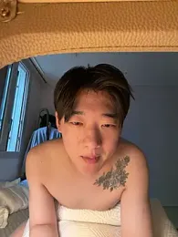k-kinky webcam stripchat model stream image