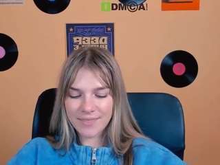 kristy-moon webcam model stream image