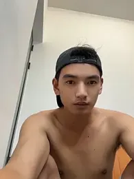 XHR001 webcam stripchat model stream image