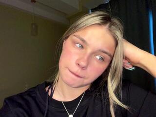 Brittany Stumpf webcam model stream image