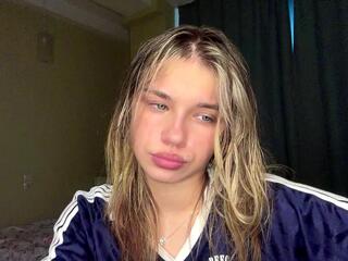 Brittany Stumpf webcam model stream image