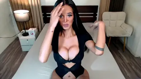 PeneloppeHeart webcam model stream image