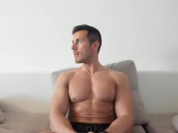 roberto4ever webcam chaturbate model stream image