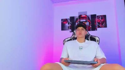 Eithan_boy webcam cam4 model stream image