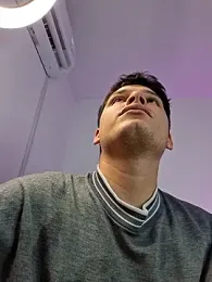 _Ottis_ webcam model stream image