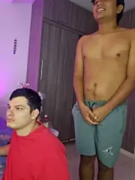 _Ottis_ webcam model stream image