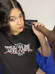 Haru_Ozk webcam model stream image