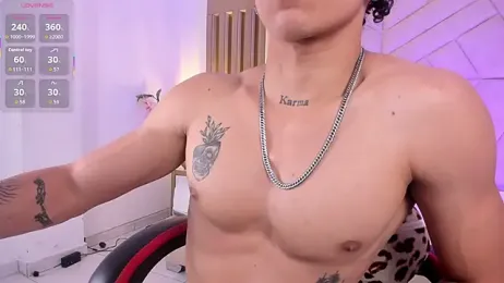 AkazaBoy_ webcam model stream image