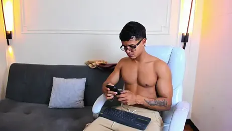 Paradise_boy_s webcam model stream image